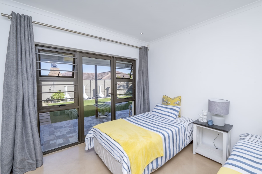 3 Bedroom Property for Sale in Protea Heights Western Cape